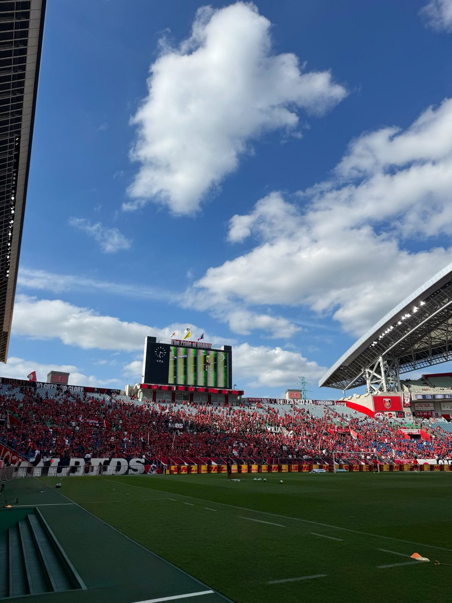 asainatsumi20's tweet photo. 百年構想リーグ ラストマッチ

イサーク選手　テックさん
ありがとうございました♦️

#お疲れさまでした https://t.co/KFhZeGwFyX