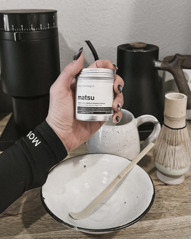 Matchaeologist's tweet photo. A dream matcha corner starts with good matcha, a favourite chawan, and a few uninterrupted minutes ☁️🍵

Featuring Matsu™ Ceremonial Matcha — bold, smooth, vibrant, and crafted for a deeply satisfying cup. 👉 https://t.co/CyKFWReKXq

📸 @__tt.nn

#Matcha https://t.co/Au3MixMeXC