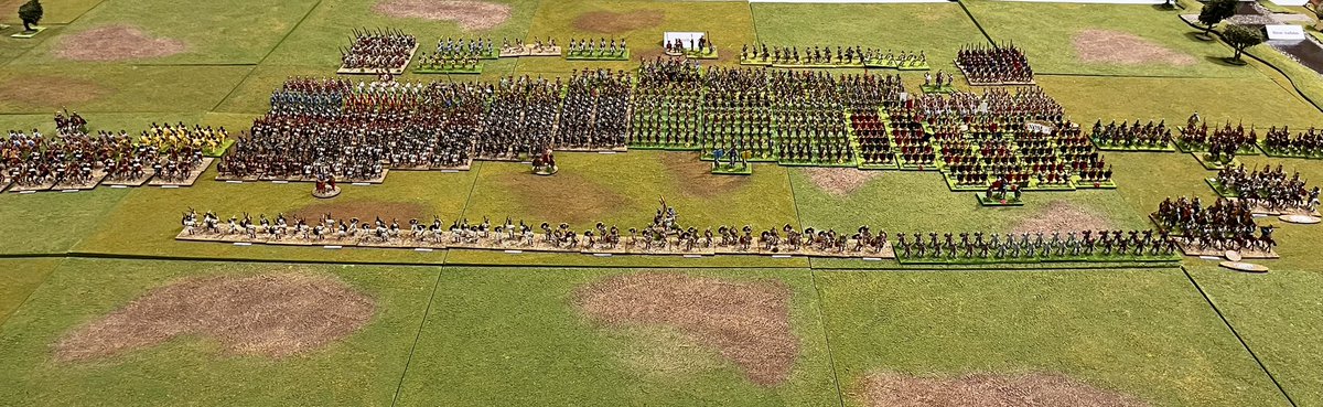 Balkan_Dave's tweet photo. Battle of Cannae, on a big scale with 28mm figures. In house rules. Carronade show today. https://t.co/IUsMw0K8JE