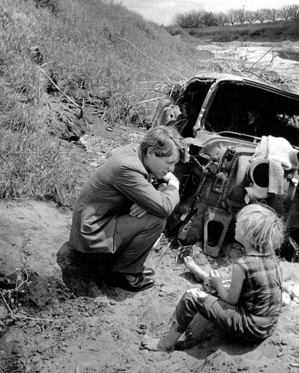 Kennedy_HRC's tweet photo. Senator Robert F. Kennedy believed in something simple, yet powerful: the power of the people. He knew that each of us, through the smallest acts of courage, can send forth tiny ripples of hope that can sweep down the mightiest walls of oppression.

That belief is the foundation this Center was built on. Though the threats look different today than they did in 1968, the stakes have not changed. The right to speak. The right to gather. The right to be treated as equal under the law. But these freedoms do not  hold on their own, they endure only when people are willing to defend them.

Today, we remember Senator Kennedy with that resolve. His ripple lives on in the countless lives he touched, and in the work we do every single day.