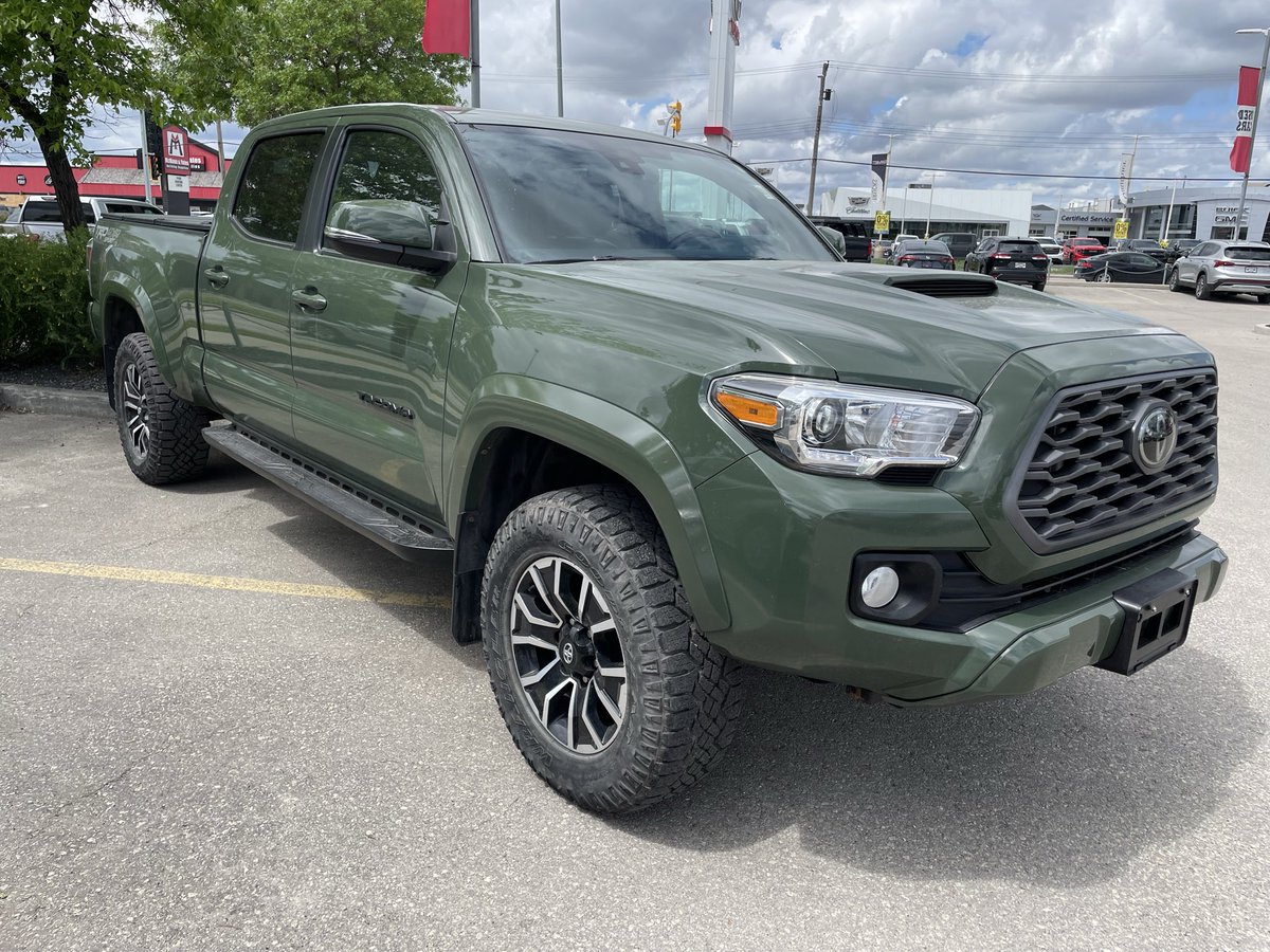 CarterTheCarGuy's tweet photo. Green 2021 Toyota Tacoma TRD Sport Premium 4X4 *For Sale* at McPhillips Toyota In Winnipeg! 

2425 McPhillips Street 📍 

Mileage 105,999KM’s. Price $43,999 Plus Taxes (No Hidden Fees). Financing Available!

Stock #T124417A
Dealer Permit #0805

📱Contact Carter At: 204 390-0351 https://t.co/cOtyIgaoxg