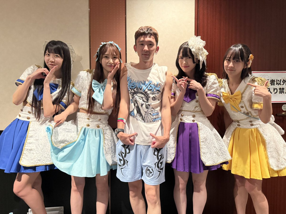 りお tweet media