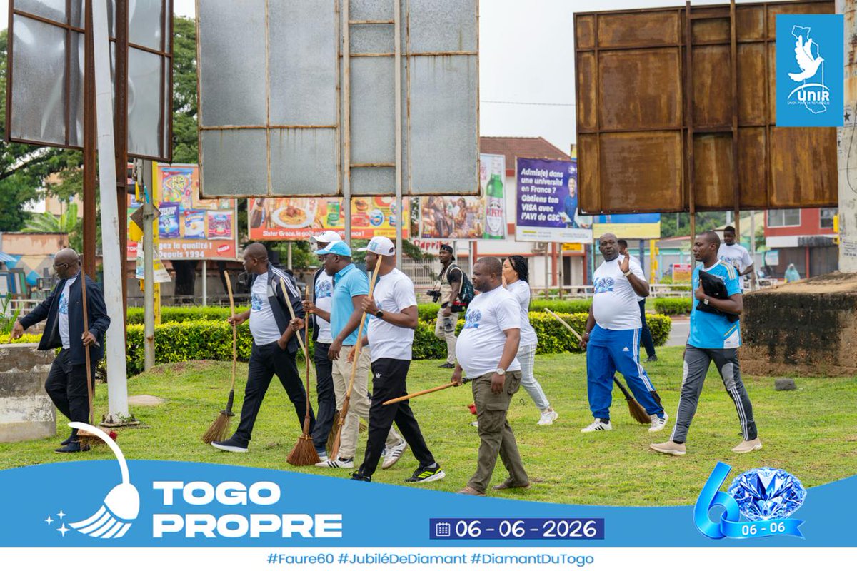 UnirTgOfficiel's tweet photo. À l'occasion du 60ᵉ anniversaire de S.E.M. Faure Essozimna Gnassingbé, Président du Conseil, le Mouvement des Jeunes UNIR (MJU) a mené une vaste campagne de salubrité citoyenne.

#Faure60 #MJU

1/2 https://t.co/k7DLyWOWGE