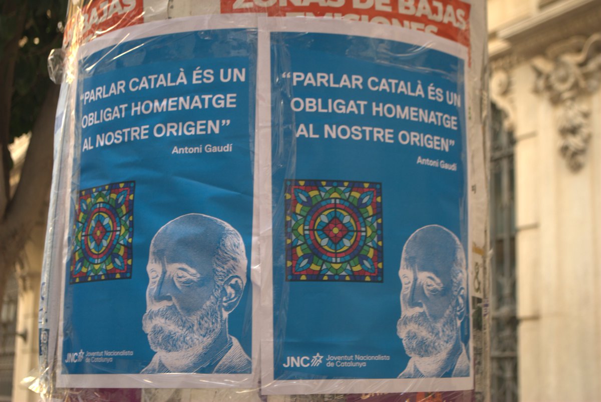 ReusJNC's tweet photo. La llengua no és només herència, és el planter que hem de regar cada dia. No es tracta només de reivindicar el passat, sinó de construir el futur amb cada paraula que decidim dir. La vitalitat del català neix a casa, a l'escola i es consolida al carrer. La tria és nostra. https://t.co/xgKbbiGJBr