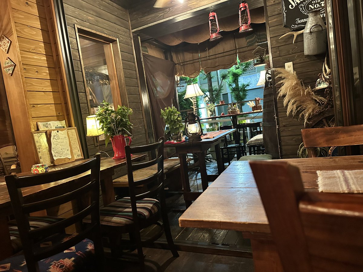 fishing_i's tweet photo. ここのお店バリうま😍
雰囲気も最高すぎる☺️ https://t.co/pxILkxpPTf