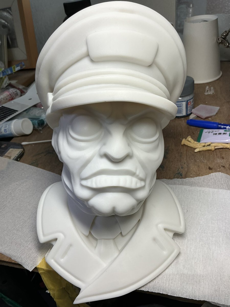 ScarSnake's tweet photo. デデン！　思ったよりはるかにデカくて笑ってしまった🤣
インスマスの港街に現れた半半魚人
今回のファレホコンテストはこれでいきます
Hot goblin さんいつもありがとうございます
#hotgoblin https://t.co/9oZY2XCoSY