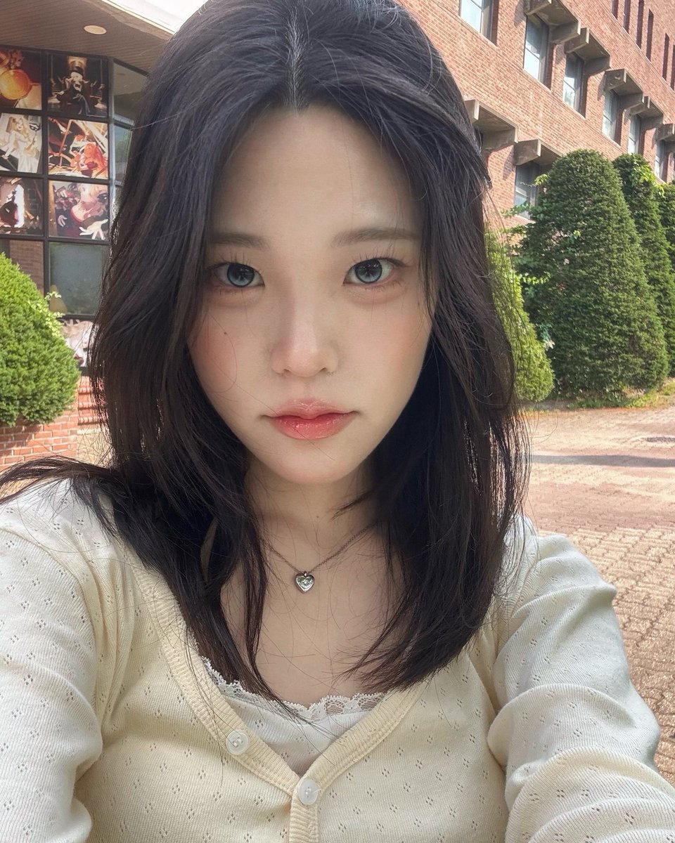 danji_bn's tweet photo. 왜 다들 1이 낫다하지
2가 추구미라 시간 n배로 걸렷는데도…😅 https://t.co/fwNQLHYlsM