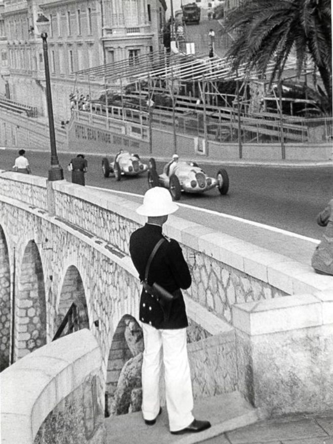 GordonMercedes9's tweet photo. #Monaco   #Mercedes   1937  and   1955  🏁 https://t.co/oyULmPZSdW