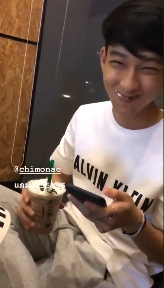 BL_corner_'s tweet photo. Aww this is so cute
Chimon from nanon's camera is always the most beautiful 😍

#ลักยิ้มกินพีช https://t.co/UpNxRXLnDs
