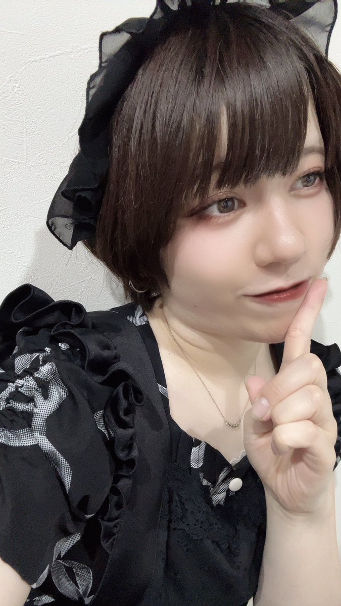 _riccaricca_'s tweet photo. 🖤🖤🖤 https://t.co/He6XdJ7VhC