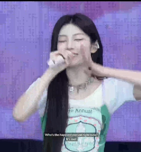 illieseom's tweet photo. enhypen sunoo sbn referencing wonhee's cheer for gllit at weverse con today 🥹 this is so cute https://t.co/WFrEvKRRd0