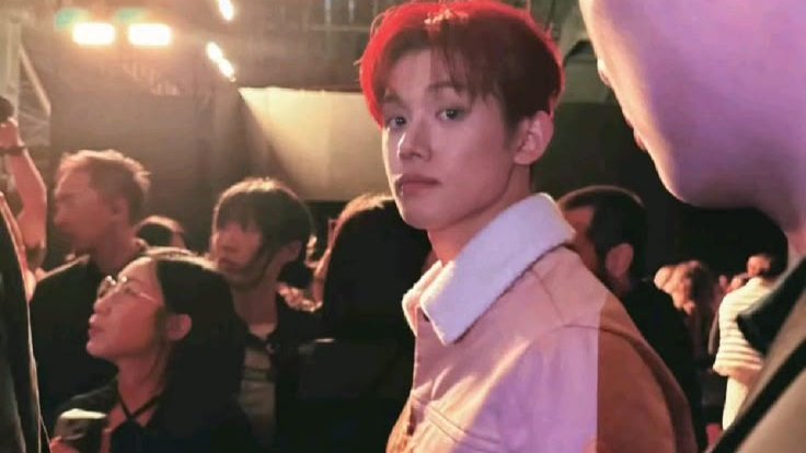 yawnchaes's tweet photo. when you naturally just have the star aura https://t.co/gPy7eNy25z