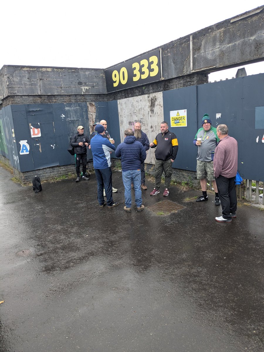 halfpacehurling's tweet photo. Social Saturday with the Halfpacers up in Derry.
Thanks to Joe and the @DoireSocial men for a great set up as usual 👏👏
And @ScreenGAA  for great hospitality 👏👏.
Uppa Halfpacers https://t.co/drU6VYhTOj
