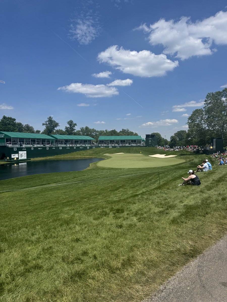DaSmith127's tweet photo. Other than Augusta National…I’m not sure there’s a better course in America. #JacksPlace @MemorialGolf https://t.co/sKQeOlxcTU