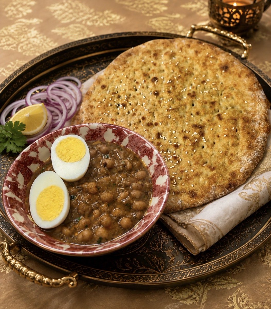 IHameedQ's tweet photo. فبِایِّ اٰلآءِرَبِّکُمٰاتُکذِبٰن ❤️
Pure LOVE, homemade #LahoriChanay & #Kulcha
#IDidNotMakeIt
#ImmisLounge https://t.co/fAfA6ck3PP