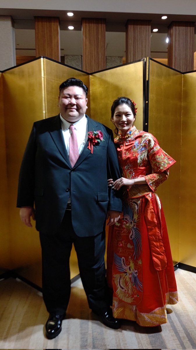 wDCvUfOwO767455's tweet photo. 剣翔関結婚披露宴

#追手風部屋
#剣翔関 https://t.co/u7Va2sNyrL