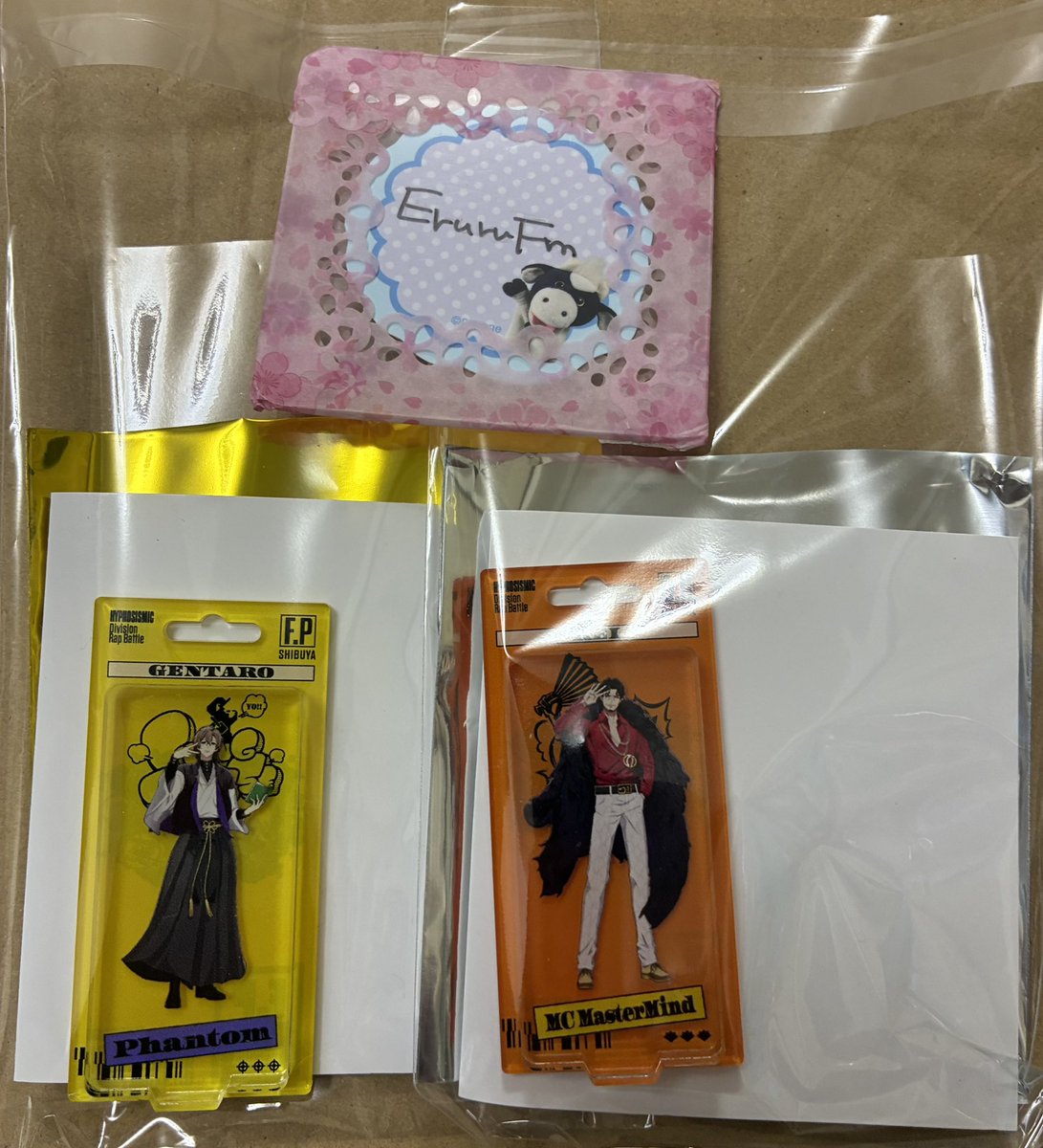EruruFm's tweet photo. 【交換】ヒプマイ　ブリスタズコレクション　ブリスタズ

【譲】幻太郎、零、盧笙(画像なし)

【求】一郎1

郵送。FF外様はプロカ確認お願いします。お気軽にお声かけください。

※Yahooフリマ交換でも探しています(リプにリンク有)→ https://t.co/rVTHFGpmaI