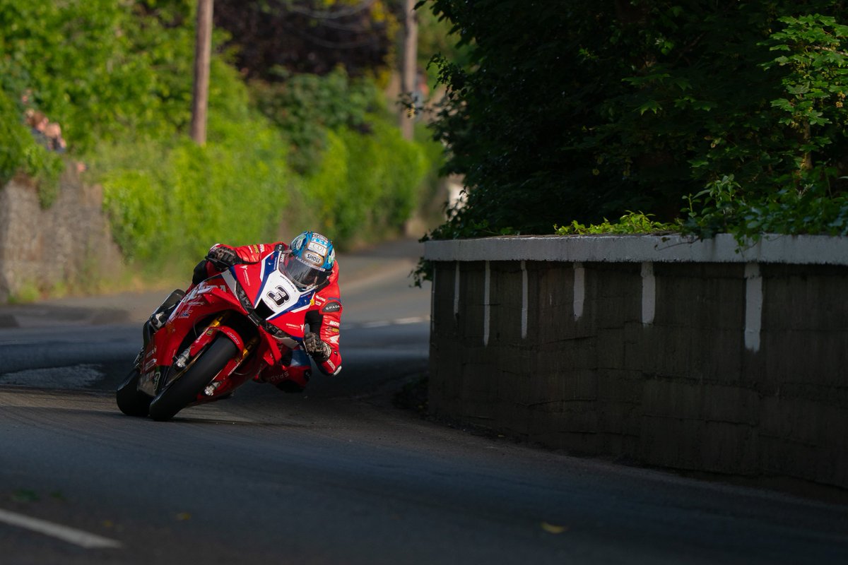 stemciom's tweet photo. Congratulations to @deanharrisonTT on his Senior TT win. #iomtt https://t.co/VhkQLFoIv5