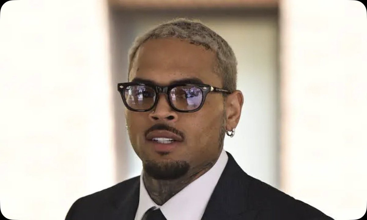 CometOwen051's tweet photo. The Bull himself C Breezy https://t.co/kk4Vo801D6