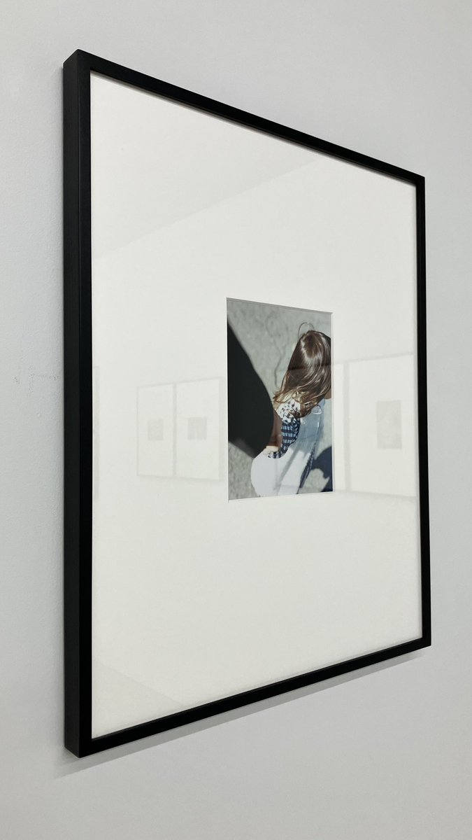 Watacker401's tweet photo. 川島悠輝写真展 「それぞれの部屋に明かりが灯され」 @ Roll

塩塚モエカ先生のストーリーから行ってきました。点数は多くないのですが、人の死に対して最後前向きに着地するところが良かったです。 https://t.co/d1Ajh02jJ3