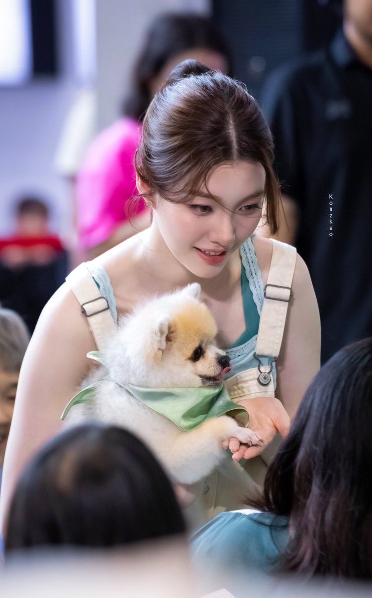 Koiiz9's tweet photo. น่ารักมาก🤏🏻

LOVE AND PAW X ORM
#LoveAndPawWithOrmkornnaphat
#ออมกรณ์นภัส #OrmKornnaphat https://t.co/WLz8aL2aEr