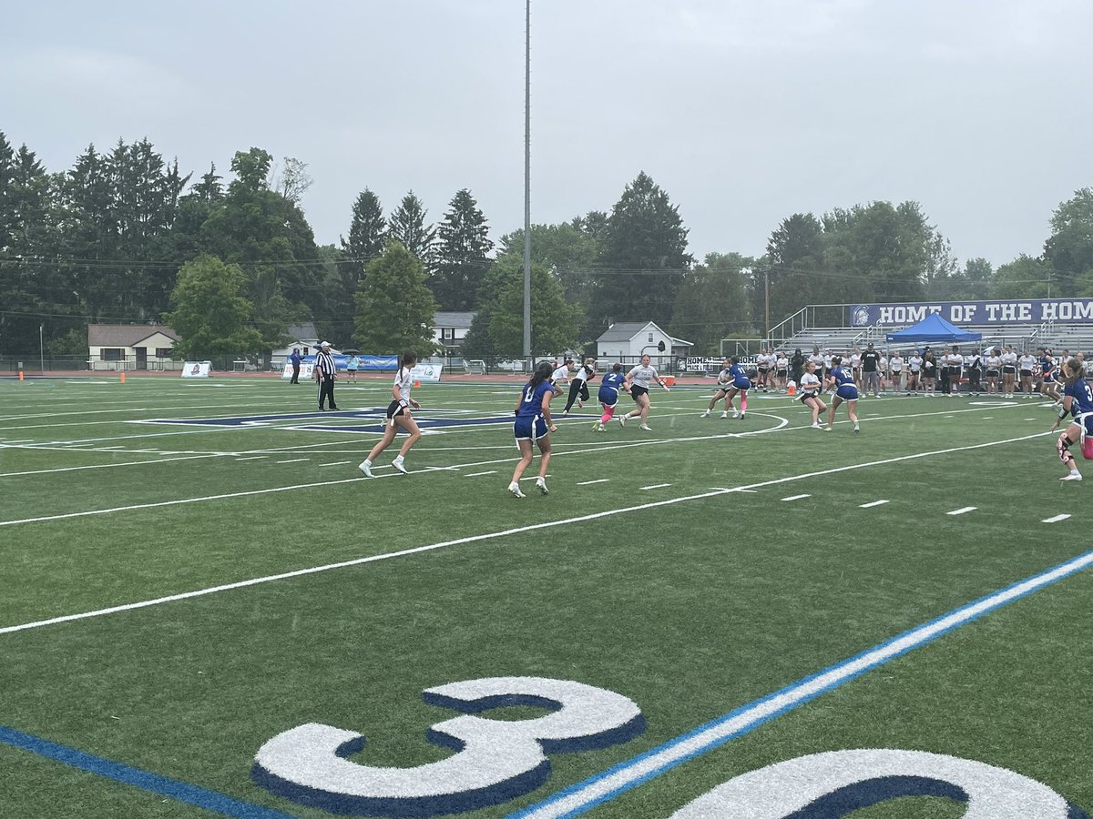 ShakerBlueBison's tweet photo. Shaker trails Penfield 7-6 at halftime https://t.co/fX6xHYtctO