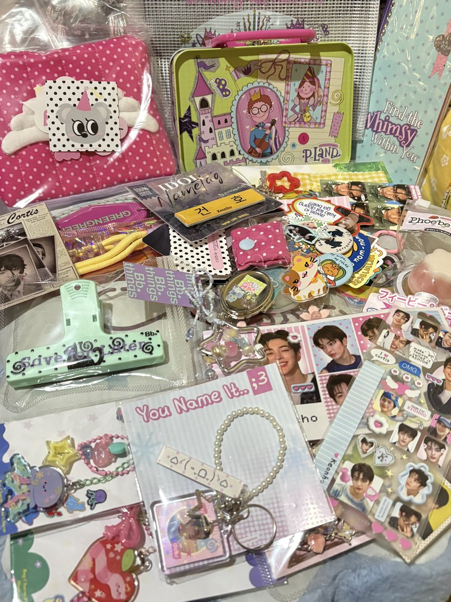 fairrtales's tweet photo. hasil pland dan it girl!! 🥰💗

lipstick effect~ banyakan dd keonho karena lagi rame merch cortis dan aku suka 🥰 https://t.co/KQQN0ygAaD