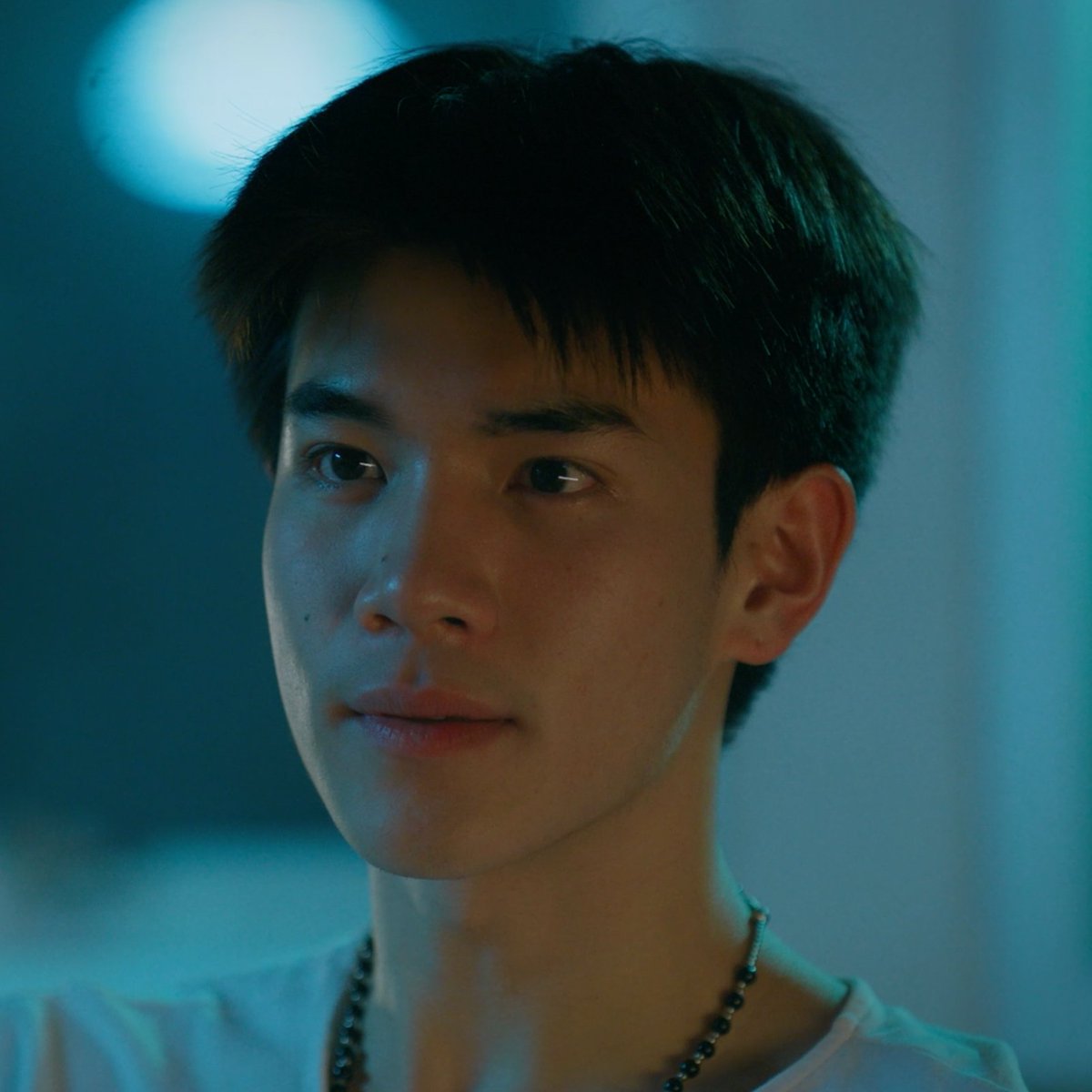 GMMTV's tweet photo. อยู่ดีๆ คนที่คิดถึงก็โผล่มาตรงหน้าเลยนี่นา 👀
#TicketToHeavenEP2
@gemini_ti @tawattannn https://t.co/7j8R3TA8FK