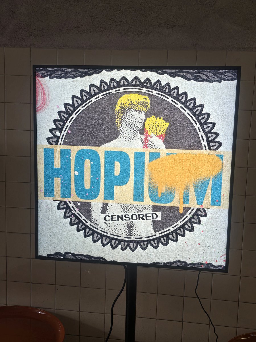 Richi0118's tweet photo. Generative NFc ticket art exhibition displayed at the @inkseart lounge at the @NFCsummit 

Curated by the amazing @flakoubay
Hosted by the kindest @CryptoKingF1 and wonderful team https://t.co/aiWv8D81hO