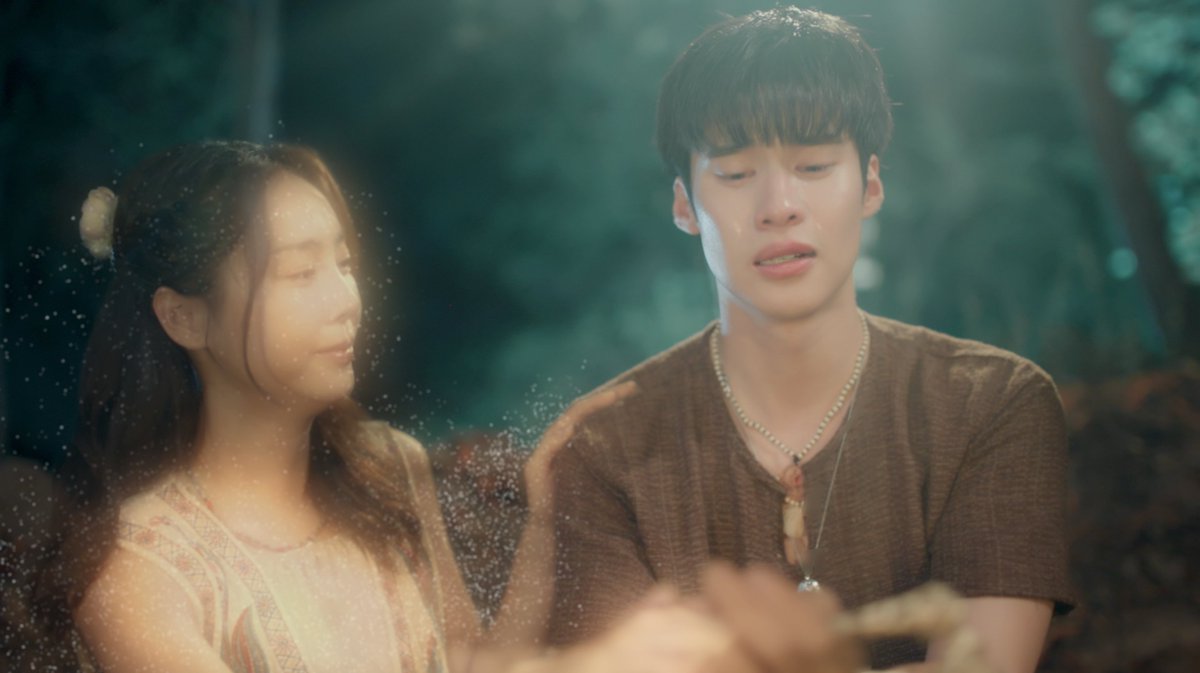 pearlpeakth's tweet photo. ถึงจะยังไง แม่ก็อยู่ข้างๆเกสรตลอดเวลานะ 🥺💐

FLOWER BOY EP7

#หลงกลิ่นเกสรEP7 https://t.co/rg2MZMghTP