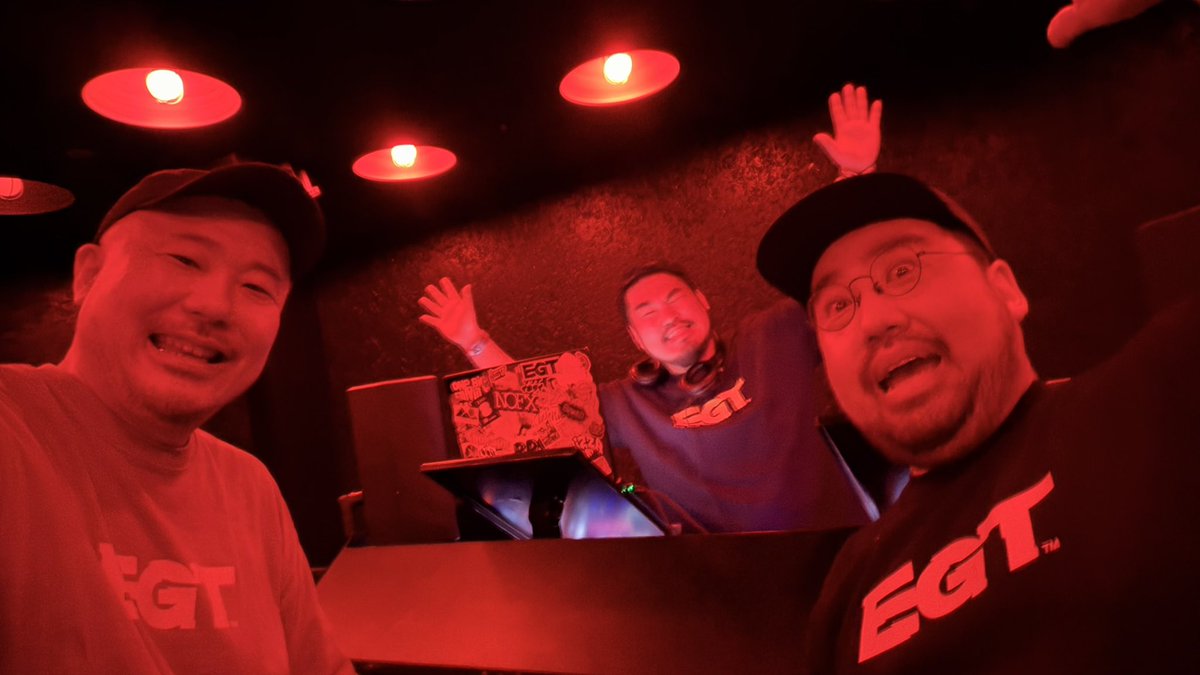 attdj's tweet photo. BOXきてねー https://t.co/5SAJCaCkma