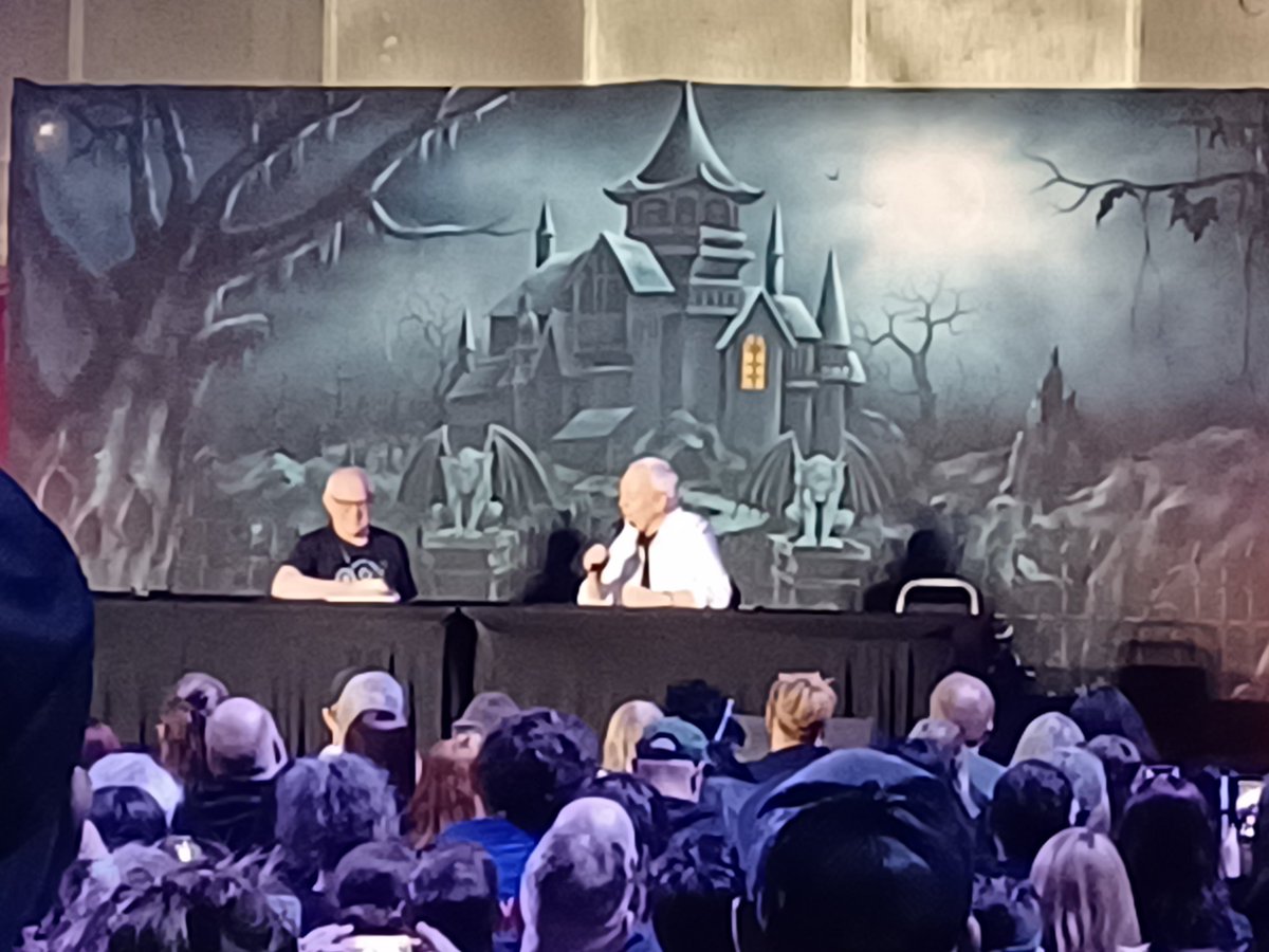 hauntedworks's tweet photo. @SP1nightonly Steve Pemberton @Horrorconuk great Q&amp;A https://t.co/NYtv2OfKyf
