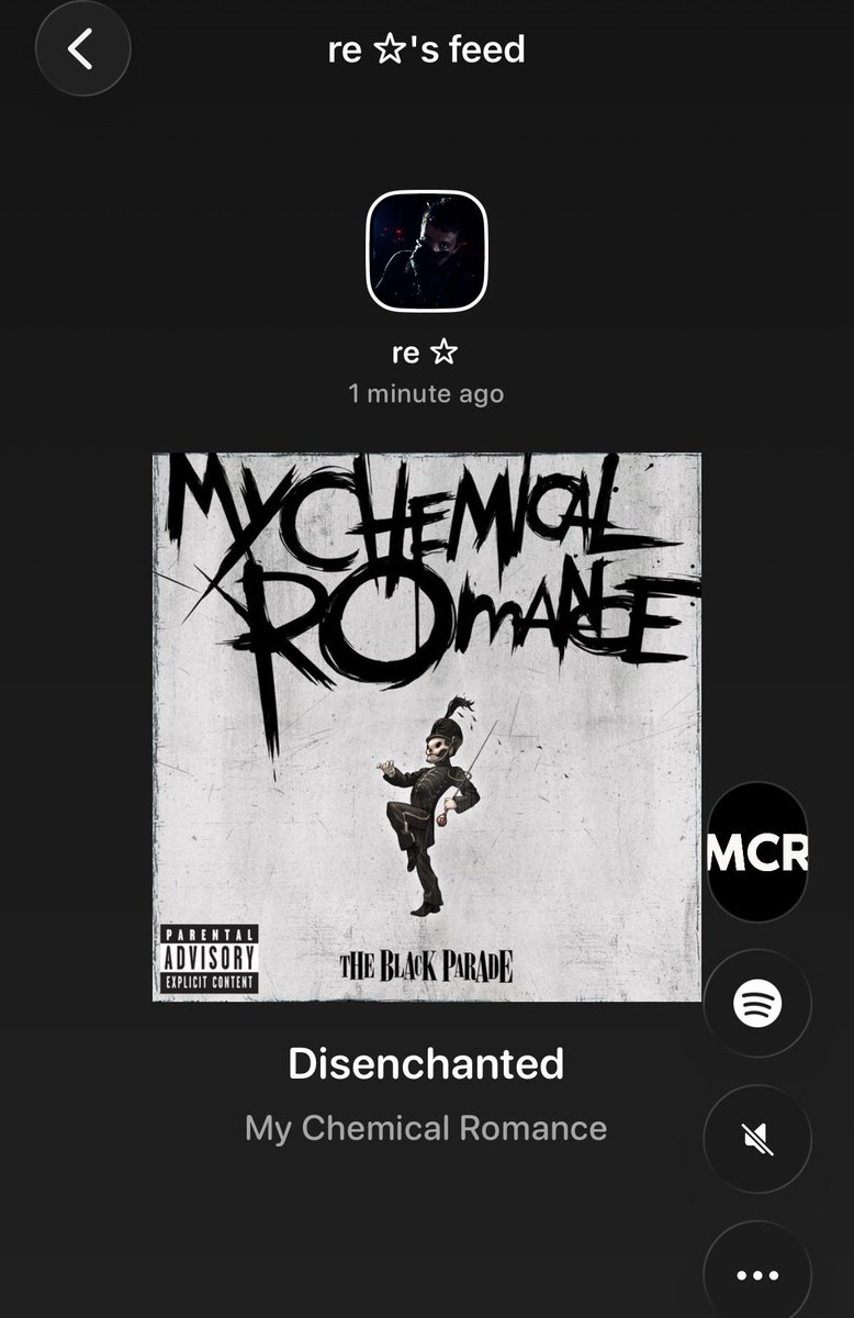 re ☆ |-/ tweet media