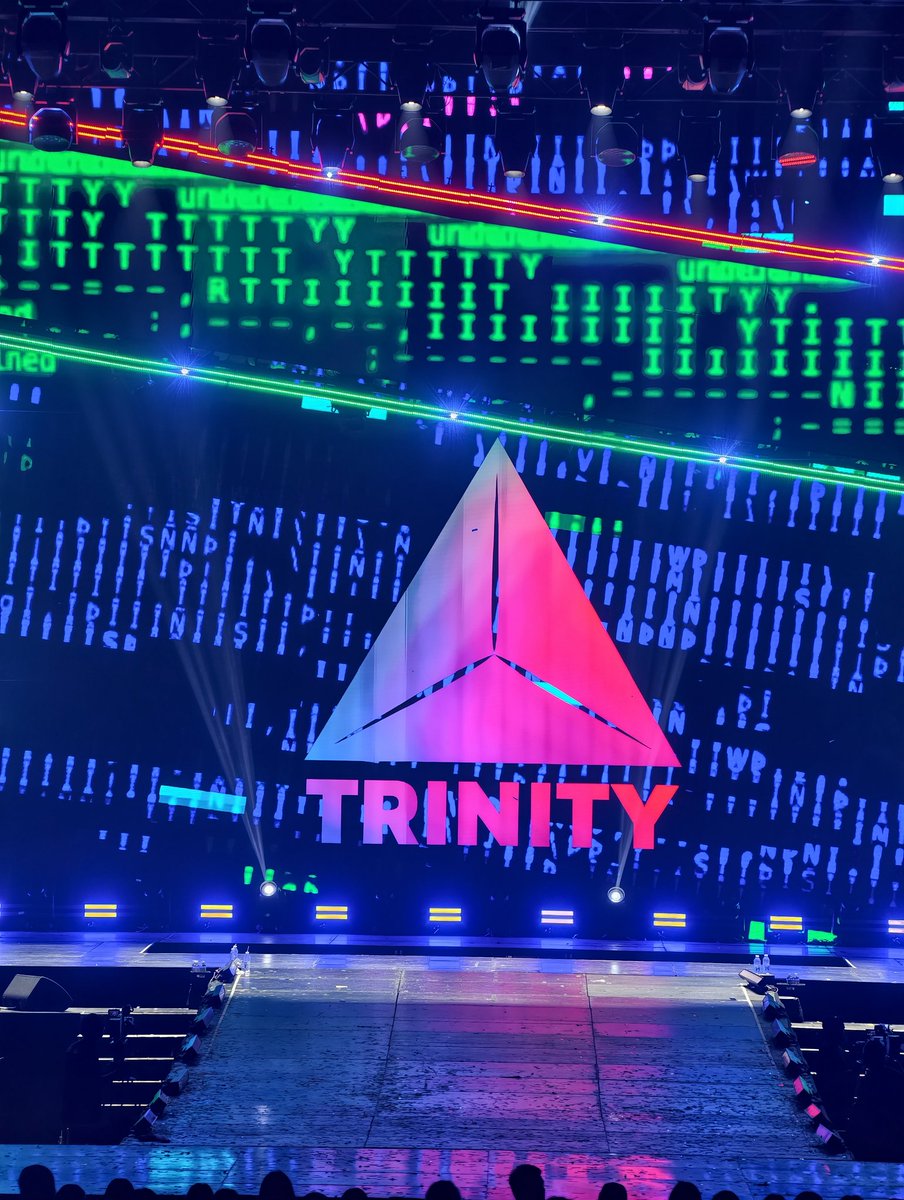 kiikuza's tweet photo. นี่คือวงที่ชั้นรักที่สุด และใช่ค่ะ นี่คือ TRINITY 🔺 และมันจะอยู่กับชั้นตลอดไป..

#JackieJackrin #ThirdLapat #SVRN 
#TRINITY_TNT #Gotchapop4xTrinity
#กชป4พี่ทนตมาโชว์ https://t.co/Pe7AZCENos