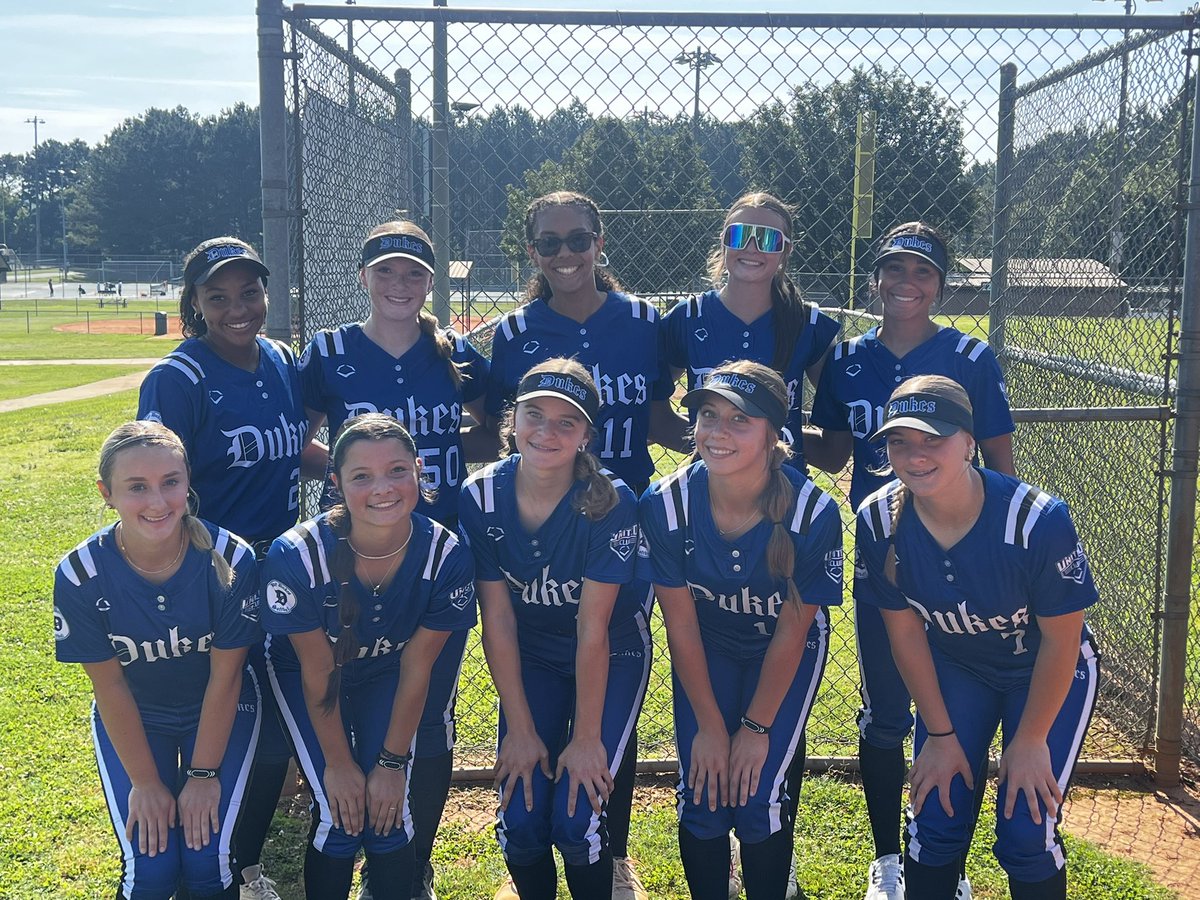 LadyDukesClark's tweet photo. Great start to Zoom Into June East!

Finished Day 1 at 1-1. Dropped a tough 2-0 game to Atlanta Vipers but responded with a 10-0 win over Athletic Gold Tamborra.

Ready for Day 2

Thank you to @PurdueSoftball for coming out and watching our game! https://t.co/sX6s5I0XB2