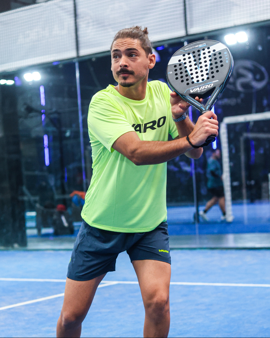 padelvairo's tweet photo. La experiencia no se improvisa. El conocimiento también se entrena. Tu mejor versión se construye todos los días.

🤝 Guillermo Quinteiro, Coach Oficial Vairo.

#VairoPadel #Vairo #Padel #PadelCoach #PadelArgentina https://t.co/9af7cBvr6F