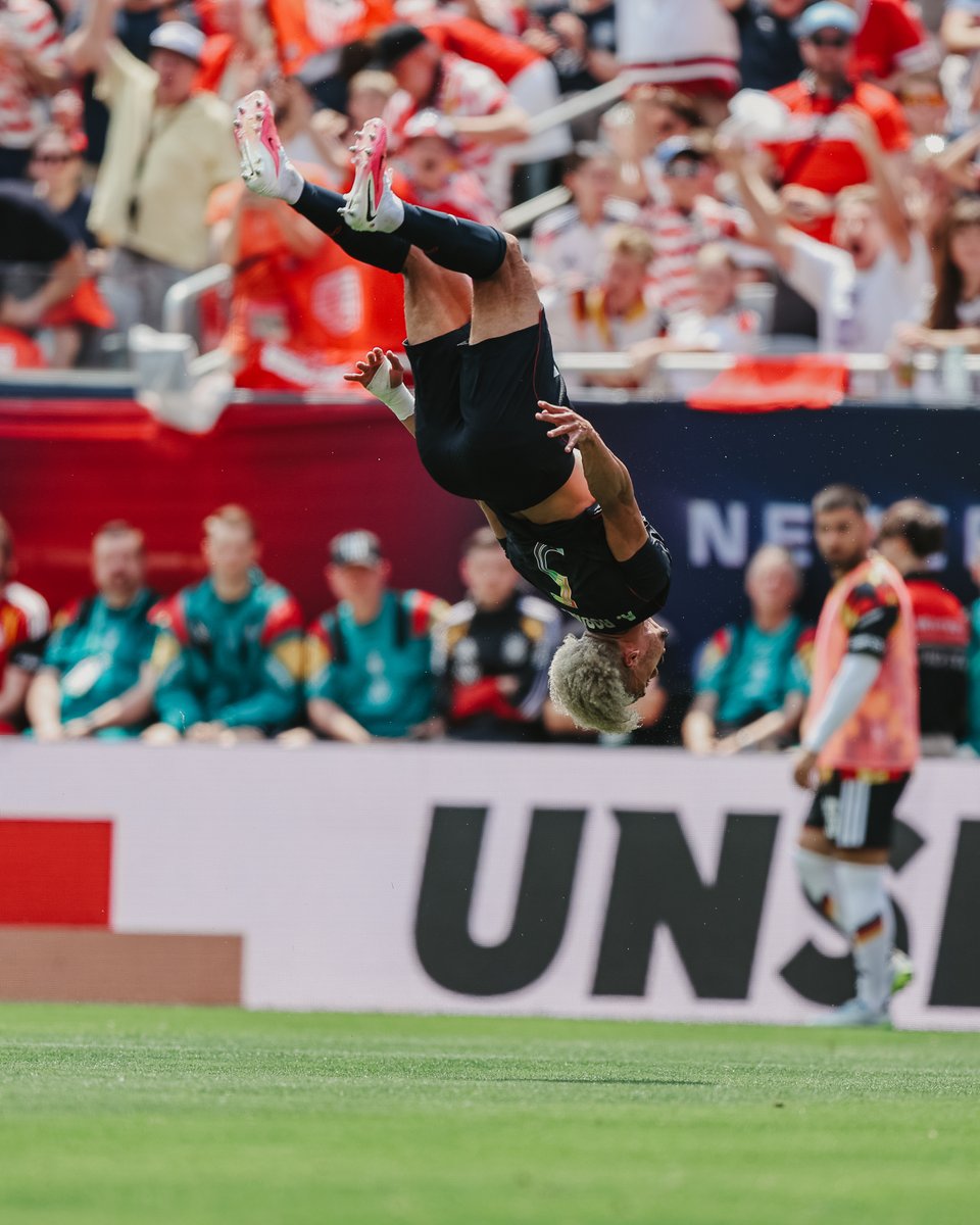 USMNT's tweet photo. Air Jedi https://t.co/R9OwnXnBcZ