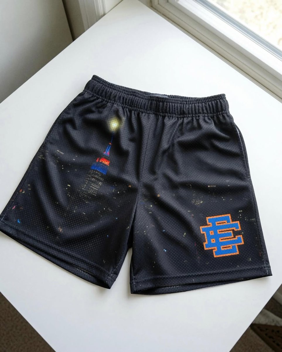 ComplexStyle's tweet photo. Eric Emanuel is dropping the most perfect NY KNICKS shorts https://t.co/qUpf1U1rce