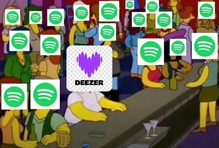 xHaell's tweet photo. Eu com meu Deezer não incômodo ninguém... https://t.co/yyQtBvX3ht