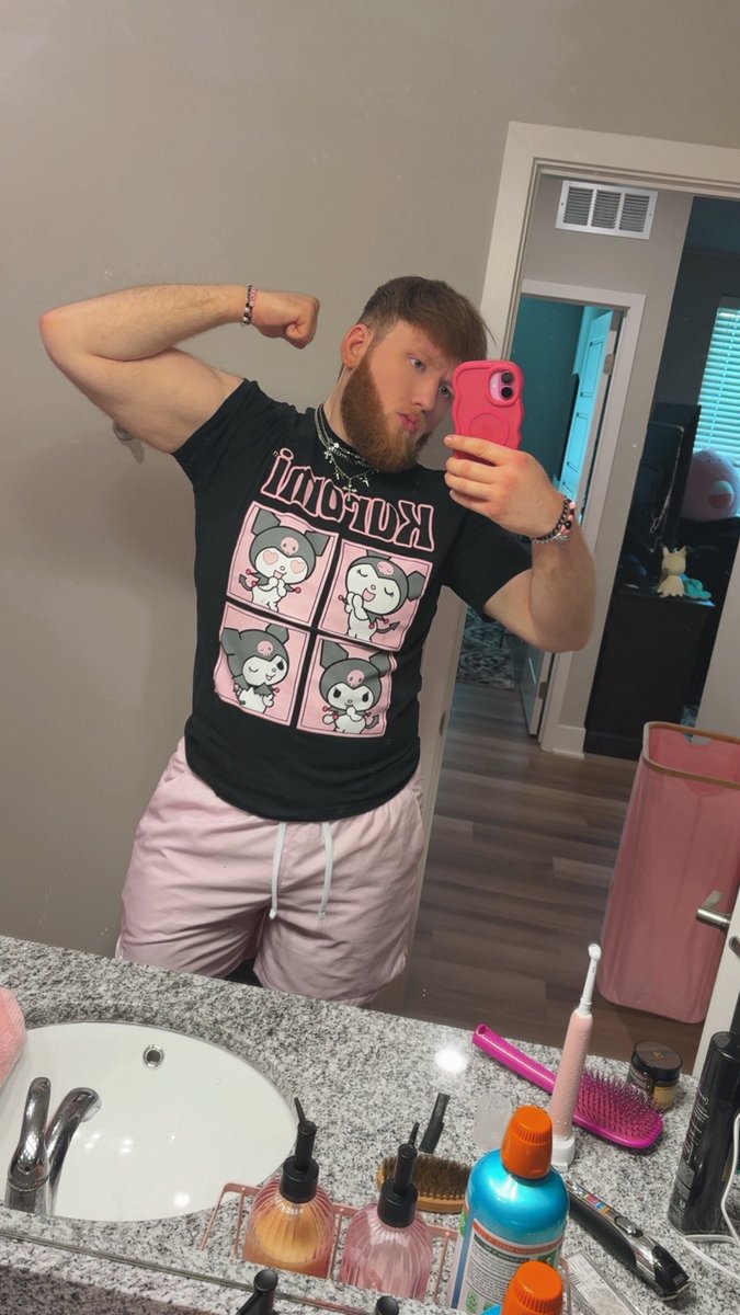 PinkUnrated's tweet photo. HAPPY PRIDE  MONTH GUYS 🌈

over a year ago i couldn’t walk without help cause of my accident. i had gained a lot of weight while i was in recovery the year prior &amp; now in 2026 i’ve gone from being immobile &amp; 350 pounds to 225 &amp; fully active working out every day! i’m so happy 🥹 https://t.co/fiyqrsVp8d