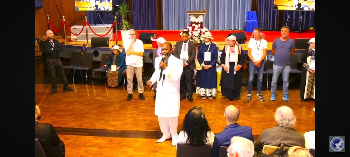 njung9308's tweet photo. 🚨What we have witnessed today in Stuttgart, Germany was shocking!
MALACHI 4:5-6 
5 “See, I will send the prophet Elijah to you before that great and dreadful day of the LORD comes. 
6 He will turn the hearts of the parents to their children, and the hearts of the children to their parents; or else I will come and strike the land with total destruction.”
#HealingServiceLive
