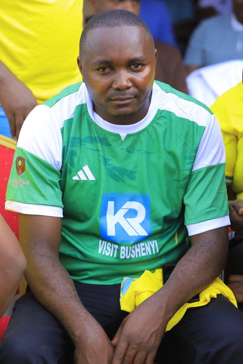 KyiruRamathan's tweet photo. Ceyamani Lc 5 Bushenyi Hon Prosper nawe tiyabura Aha mupira https://t.co/ioYuCEInXv