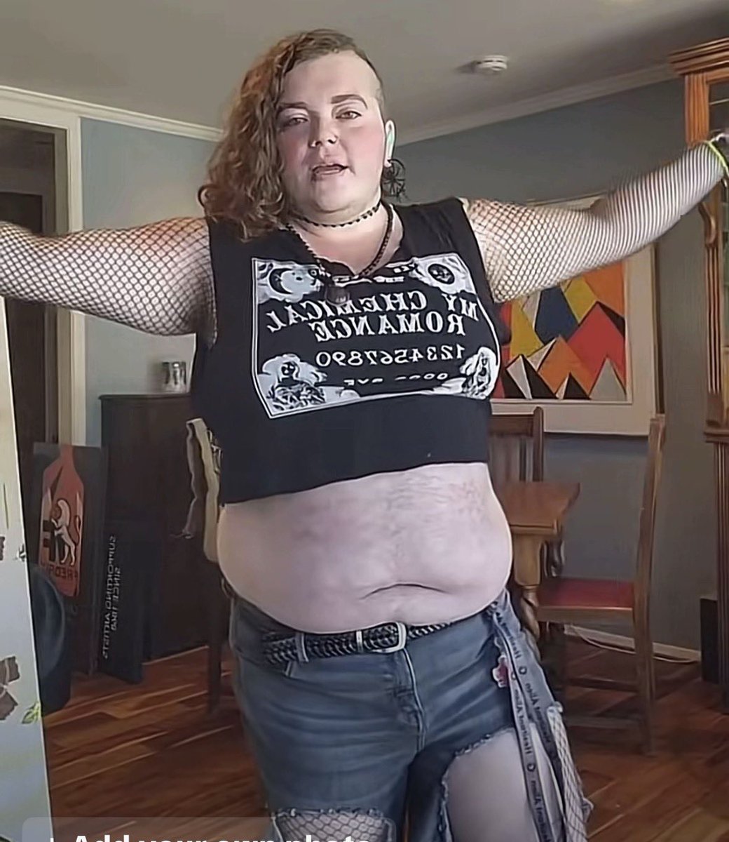 cutespend's tweet photo. How it feels to be fat and alternative https://t.co/1Z02GE1TiV