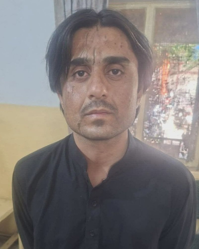 BrahviSuba's tweet photo. @Dr_SadiaAz People like Humayun Shah Rakhshani must be eradicated from our society by all means possible. Such lunatics cannot exist in any civilization whatsoever. May this man be damned 💔

#JusticeforDrMahnoor https://t.co/lulSuVXz95