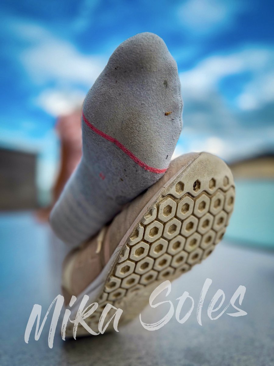 MikaSoles1's tweet photo. 😈 Sniff my soaked, stinky sock l0ser! 

Drenched in sweat after a hot day ☀️ in old sneakers 🕸️ — wet, warm &amp; nasty. 😡

Can you handle it? 🧦💦👟

@rt_feet @CuriousFindomme @g_dfeet https://t.co/1N71BIgIND
