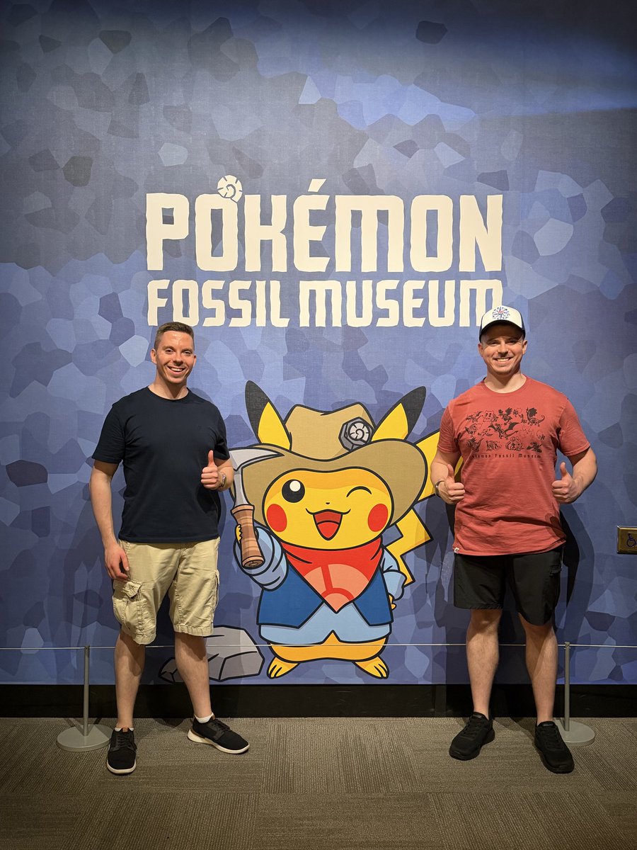 TyphlosionTy's tweet photo. Go Fest Day 1 Plus Fossil Museum! Had so much fun seeing all the Pokemon, their fossils, and learning the lore behind each one! 🔥
#pokemon #pokemongo #fossil #shinypokemon #chicago https://t.co/lfd1y0eAiW
