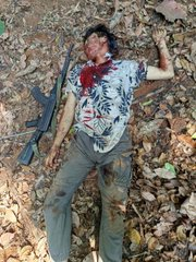 minkhaung404's tweet photo. Security forces have launched counterterrorism ops along the #India-#Myanmar border, seizing enemy weapons and recovering casualties near Aung Zeya Village. Military columns will soon advance to retake #ShwePyiAye, #Khampat, & #Myothit. #Myanmar #SecurityUpdate #BorderOperations https://t.co/HgfUbPIWyT