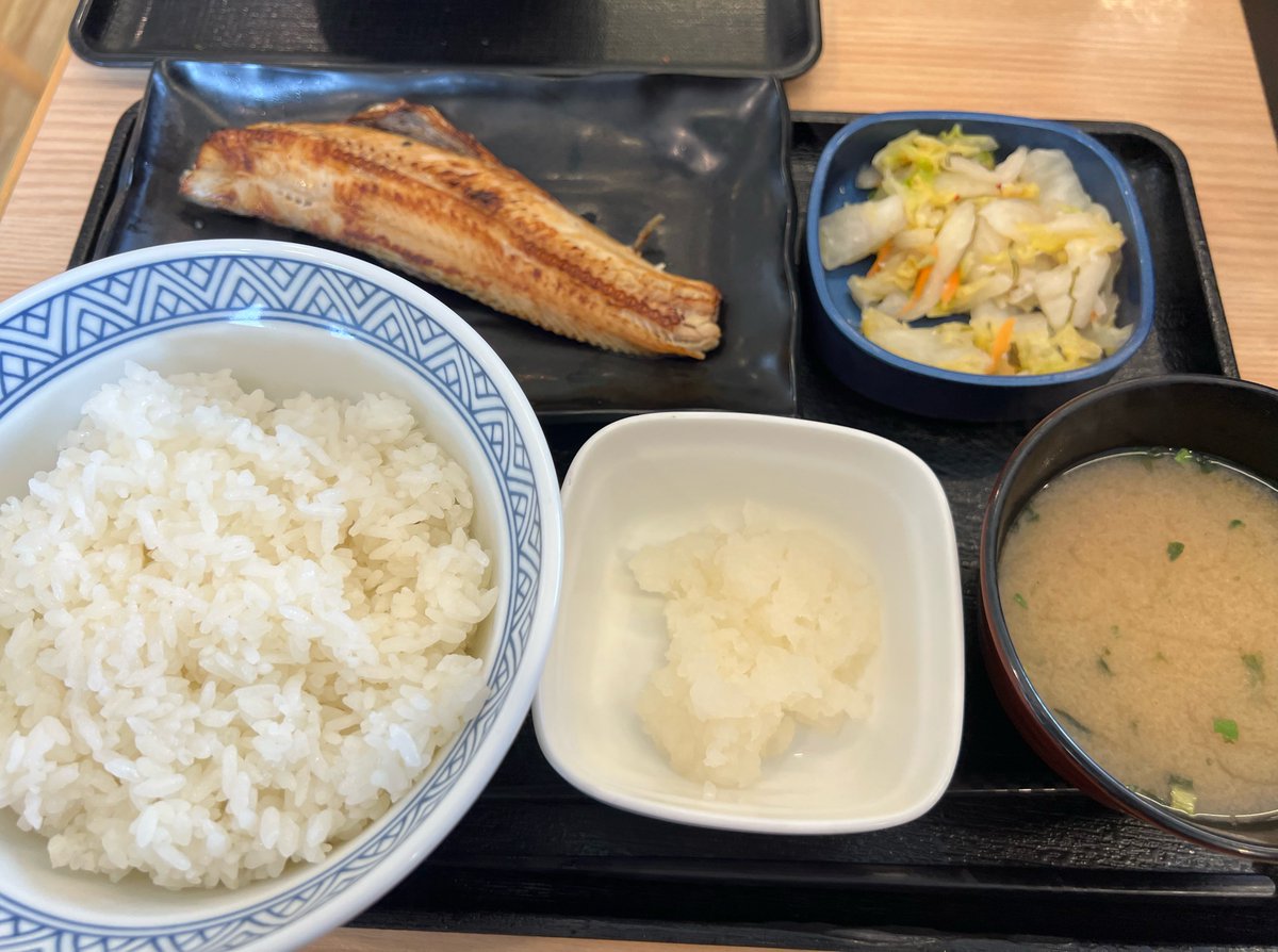 ouri1999's tweet photo. 冷や汁うまうま(˶' ᵕ ' ˶)

#hagume https://t.co/RhkTMONuV8