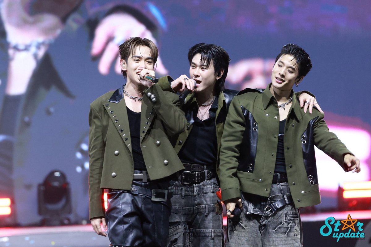 muuonlyme's tweet photo. ศิลปินที่คู่ควรกับสเตจแบบมาก ๆๆๆๆ 

GOTCHAPOP 2026 x TRINITY
#กชป4พี่ทนตมาโชว์ 
#GOTCHAPOP4
#TRINITY_TNT https://t.co/Fv2TfYQJOJ