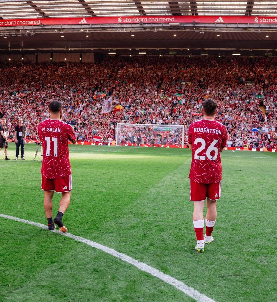 adhialves's tweet photo. Last Dance Salah, atau Robbo? 🙄 https://t.co/SM7BGNupaL